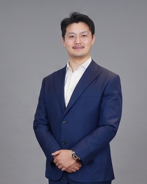Derrick Oon